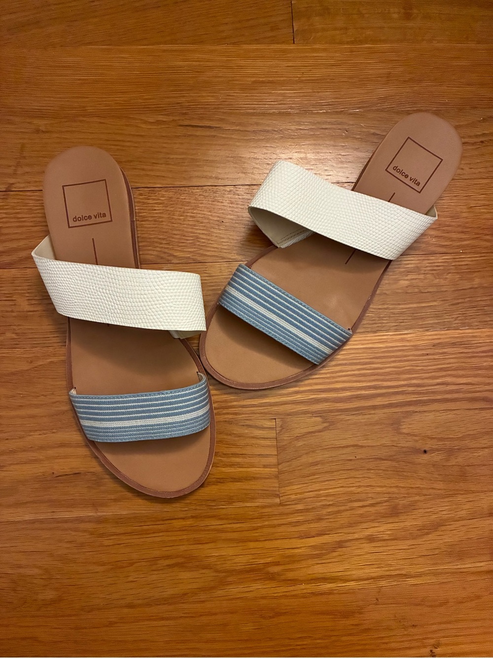 Dolce Vita Paci Cream & Blue Double Strap Slide Sandals - size 6.5